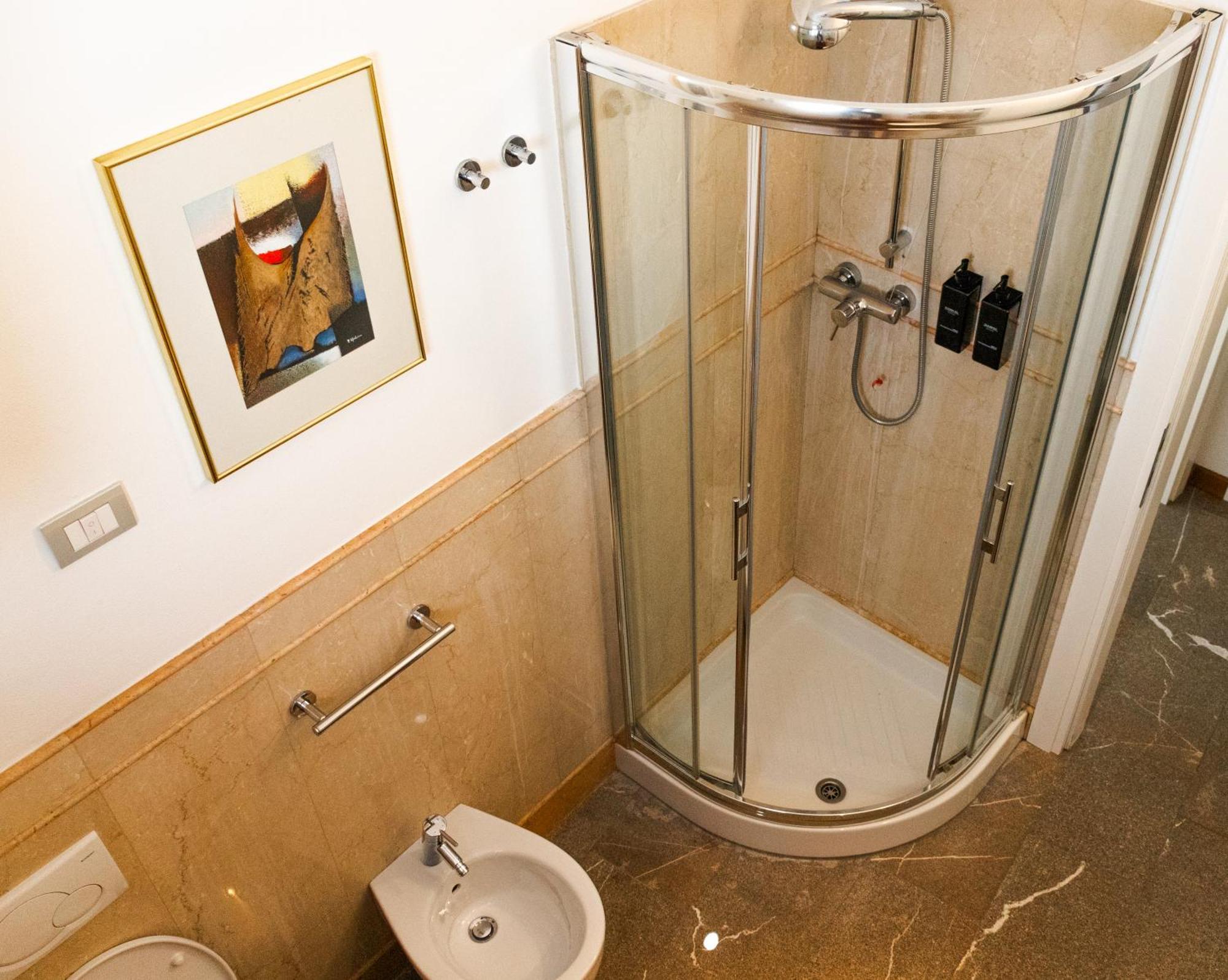 In Pieno Centro Storico Con Parcheggio Gratuito Incluso. Apartamento Udine Exterior foto